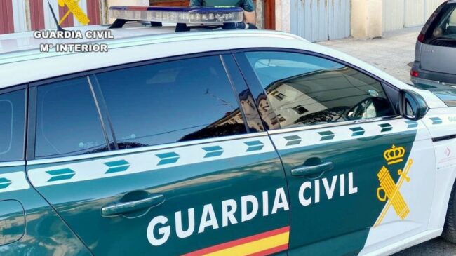 Hallan muertos a un guardia civil, su mujer y su hijo en Alicante