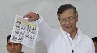 Gustavo Petro insiste en que se cometió fraude electoral en las elecciones de Colombia