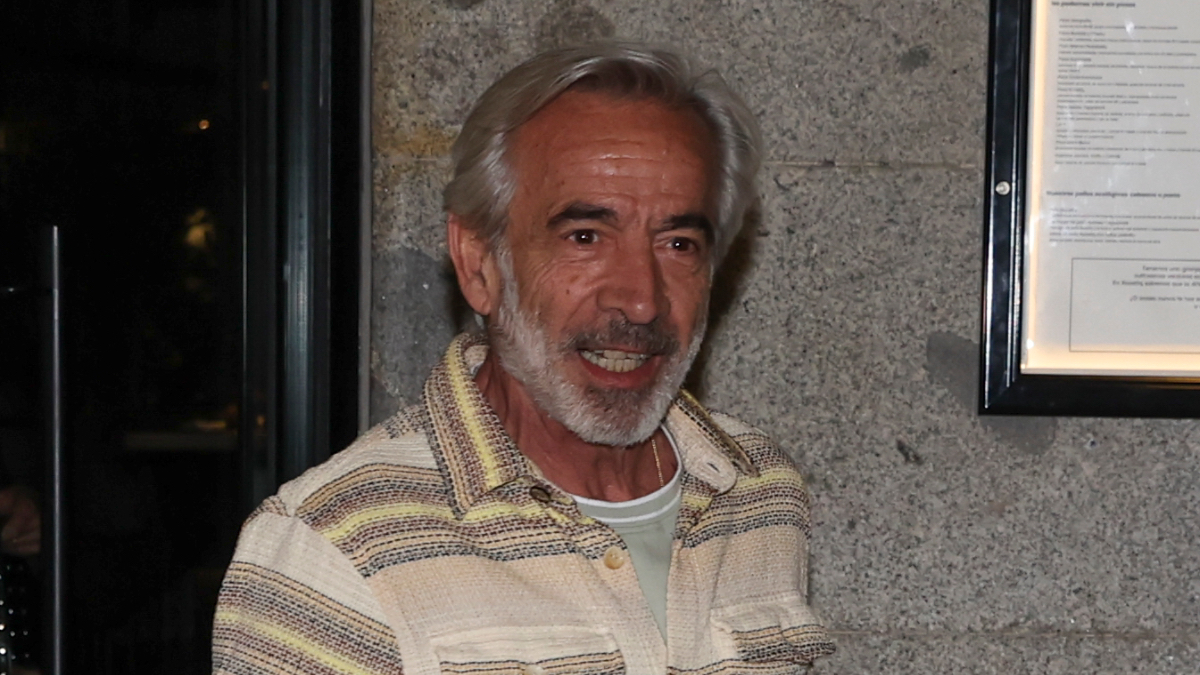 Imanol Arias, 70 años: «Por las mañanas, no desayuno; me doy una ducha de agua helada y he dejado de comer por placer»