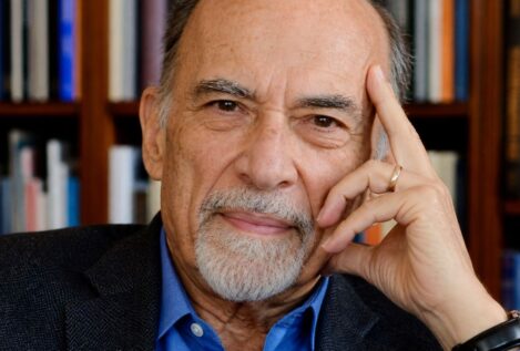 Irvin D. Yalom (94 años), psiquiatra y escritor: «El sentido de la vida no se encuentra, se construye, y en ese proceso emerge la felicidad»