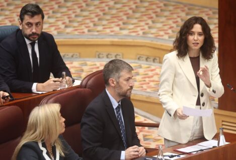 Ayuso tilda a Zapatero de «padrino» del PSOE: «Sánchez los puso para mantener la mafia»