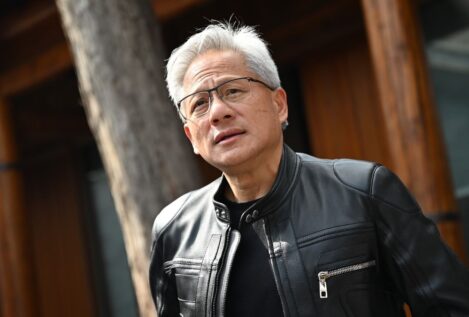 El CEO de Nvidia se suma a la comitiva de ejecutivos que acompaña a Trump a China