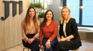 Del déficit al liderazgo, la mujer se hace fuerte en los centros tecnológicos