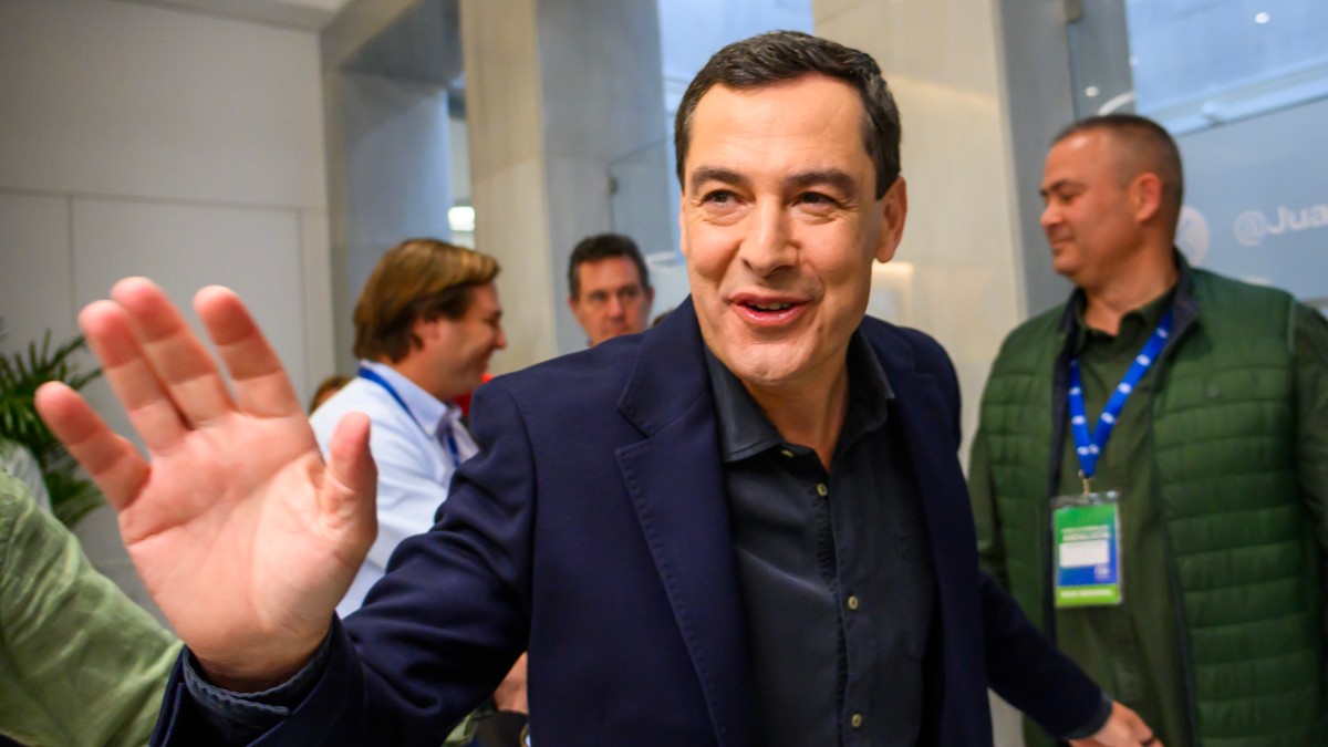 La moderación de Juanma Moreno no le da la mayoría absoluta y volverá a depender de Vox