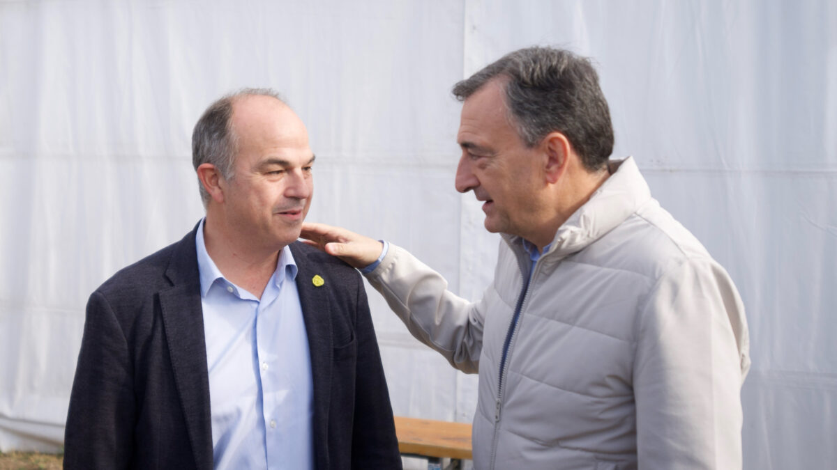 Junts y PNV se reúnen cada dos meses pero no han pactado apoyar una moción de censura