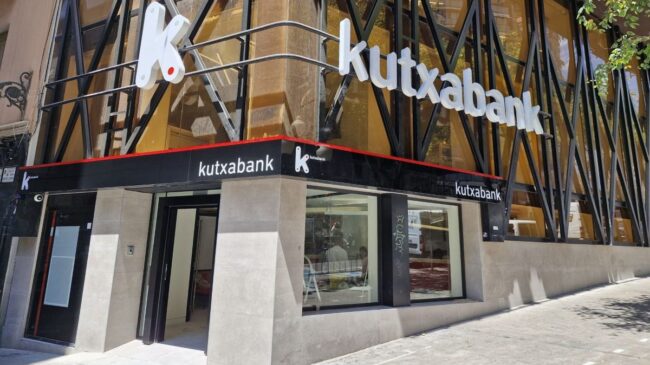 Fitch eleva un escalón el rating de los depósitos de Kutxabank, hasta A+