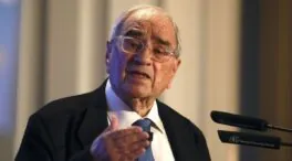 Denuncian que el archivo de la querella contra Martín Villa «ampara actuaciones criminales»