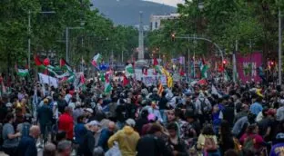 Centenares de personas piden en Barcelona la liberación de dos activistas de la flotilla