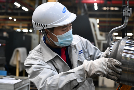China ordena a sus compañías energéticas afectadas que ignoren las sanciones de EEUU