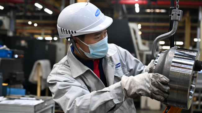 China ordena a sus compañías energéticas afectadas que ignoren las sanciones de EEUU