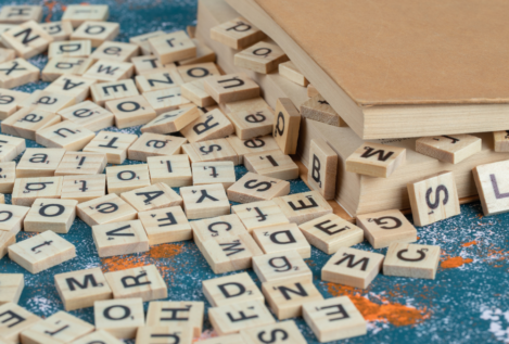 Nuestra lengua y el inglés a troche y moche