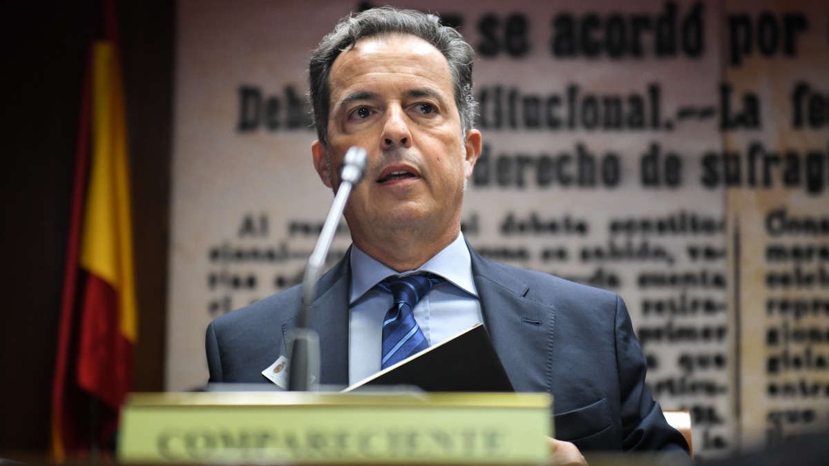 Interior mantiene al jefe superior de Canarias pese a los vínculos con la trama Zapatero