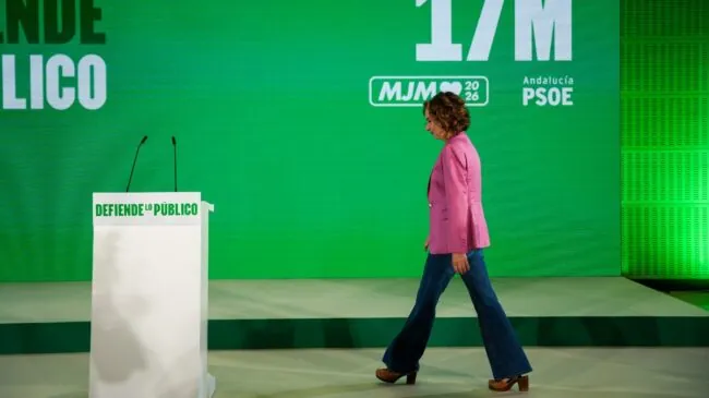 Sánchez mantiene a Montero en Andalucía pese a pulverizar el suelo electoral del PSOE