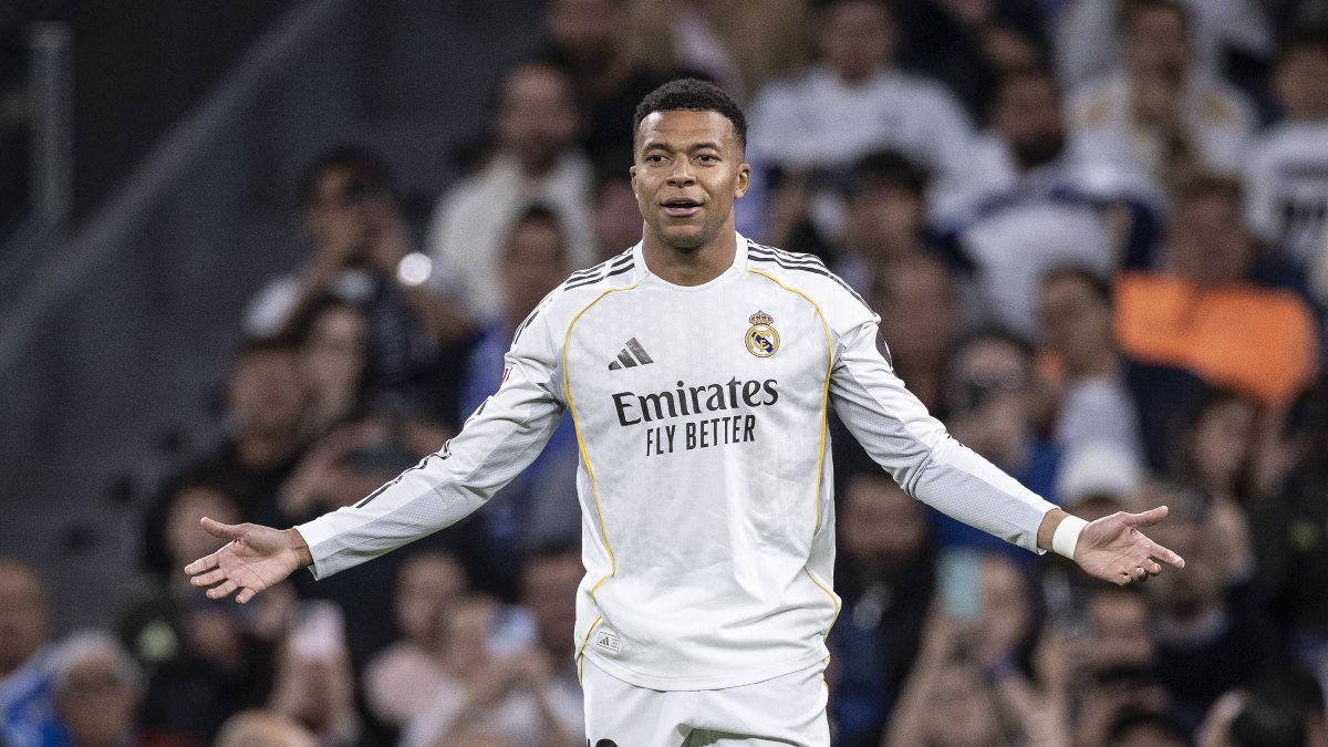 Mbappé apunta a Arbeloa tras ser suplente: «Me ha dicho que soy el cuarto delantero»