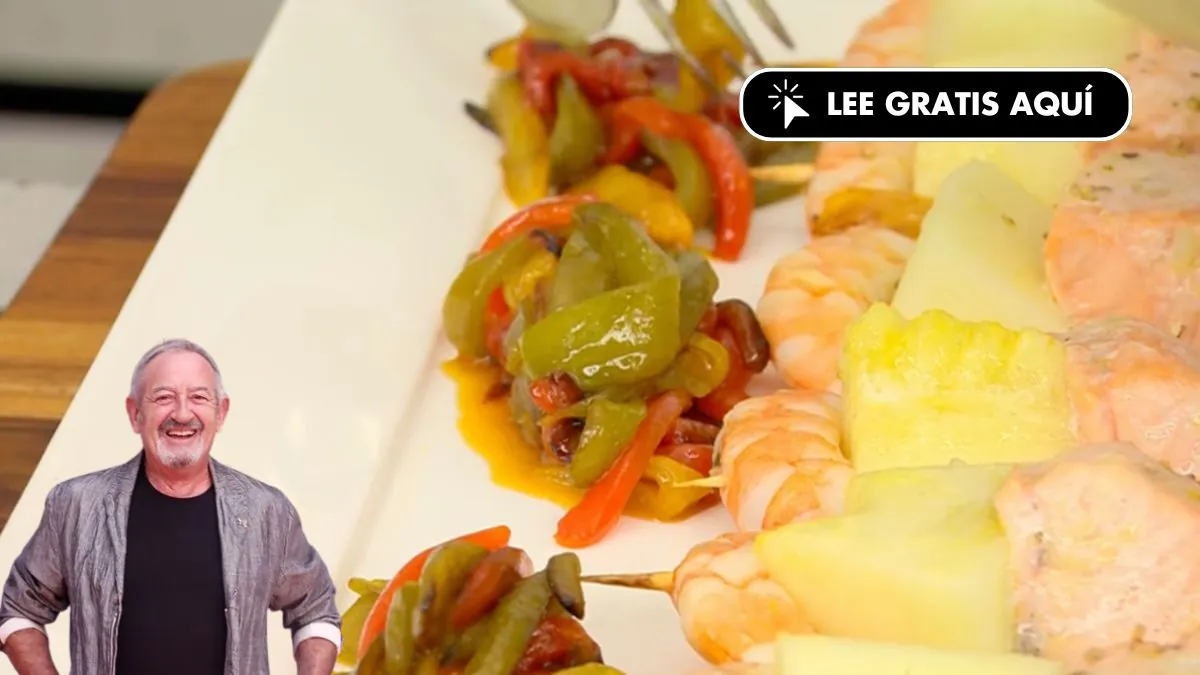 El melón está bueno en esta sopa fría de José Andrés, pero se convierte en una ‘cena 10’ en estas brochetas con salmón y langostinos de Arguiñano