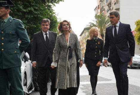 Montero puntualiza que los guardias civiles murieron «en acto de servicio»