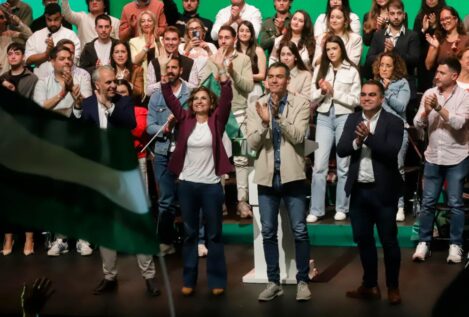 Sánchez y Montero reivindican en La Línea el próximo derribo de la Verja de Gibraltar