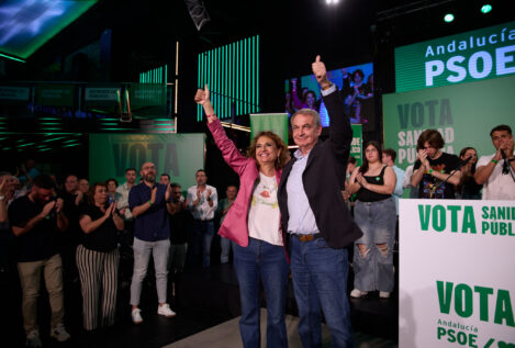 Montero pierde dos puntos durante la campaña andaluza: «Cavamos cada vez más hondo»