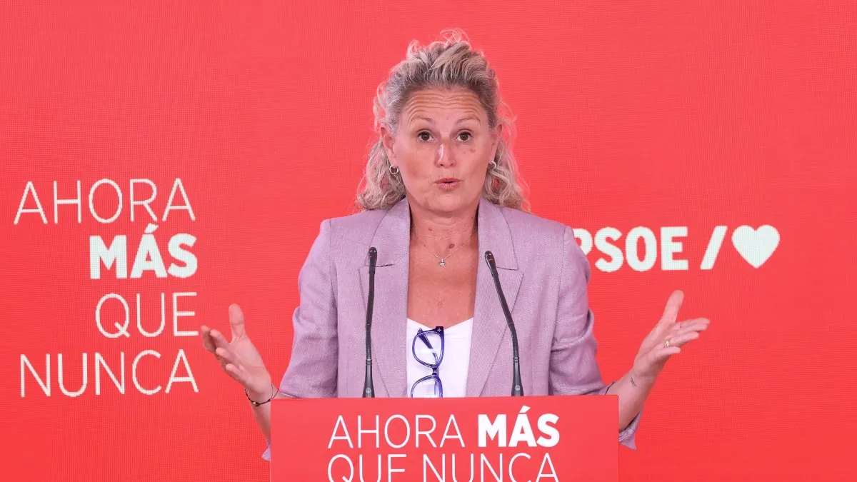 El PSOE evita el choque con Page y contrapone sus críticas a la «defensa férrea» que hace Illa