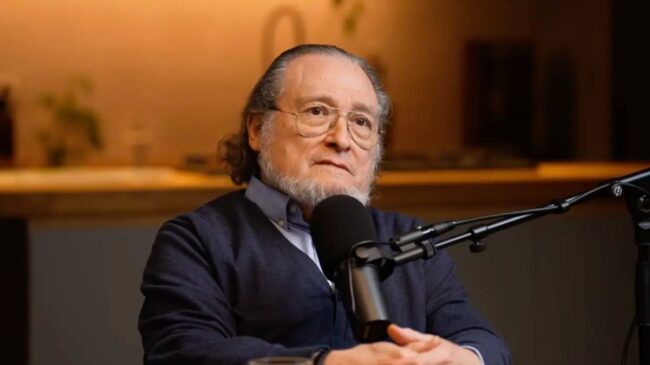 Niño Becerra, economista: «La ciudadanía no es consciente del huracán económico que se puede estar formando; no es solo por el petróleo»