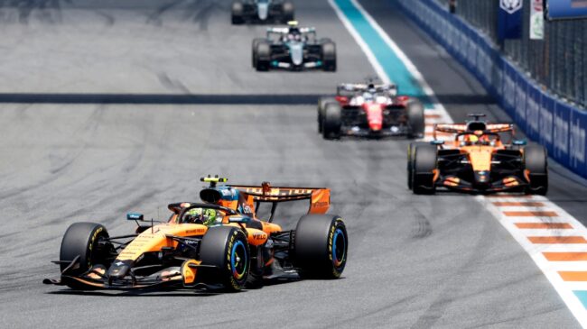 Norris lidera el doblete de McLaren y Alonso evita que Aston Martin acabe último en Miami