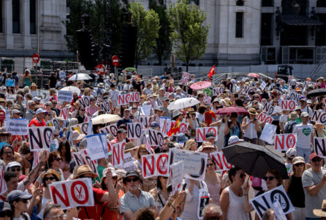 Unas 10.000 personas vuelven a recorrer Madrid en defensa de la sanidad pública