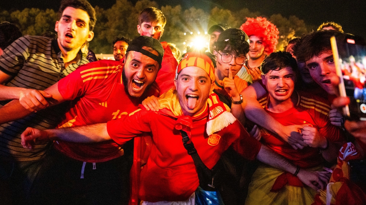 Dónde se encuentra la Fan Zone de la Selección Española en Madrid y cómo ver el partido en directo desde la pantalla gigante