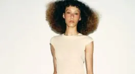 Los hemos encontrado: Zara y Primark tienen los cinco pantalones blancos ideales para combinar con camisas en tonos oscuros y llevar a la oficina