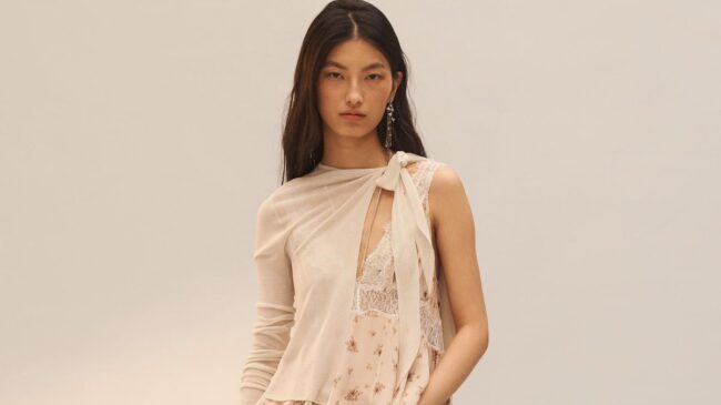 Zara y Mango tienen los cinco pantalones con el estampado que debes combinar con básicos de Primark para tus looks de oficina y para salir a cenar