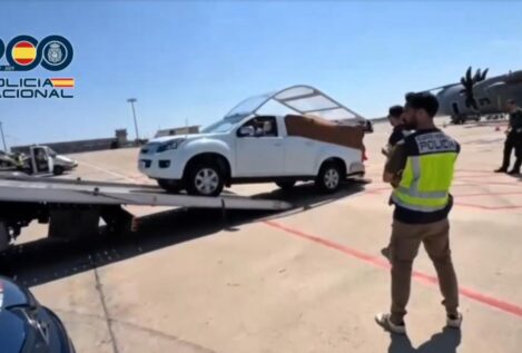 El papamóvil ya está en España: un avión del Ejército lo trae desde Roma