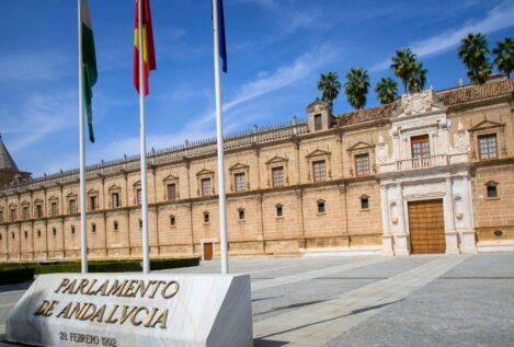 Y ahora qué pasa en Andalucía: las fechas clave tras las autonómicas, de la constitución del Parlamento a la posible investidura