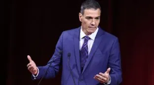 El PSOE anuncia una ofensiva institucional para frenar la «prioridad nacional» de PP y Vox