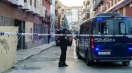 Un hombre detenido por la muerte de su pareja tras arrojarla por la ventana en Carabanchel