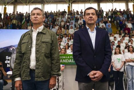 Feijóo pide «responsabilidades al máximo nivel» por la muerte de los dos guardias civiles