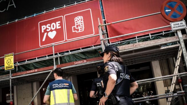 La UCO pide al juez todos los movimientos bancarios del PSOE y el PSC en 2024 y 2025