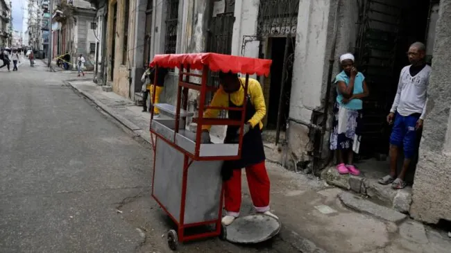 Llegan a Cuba las primeras 15.000 toneladas de arroz donadas por China en medio de la crisis