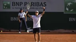 Jódar se agiganta en París y ya mira a octavos tras una batalla de cinco sets contra Michelsen