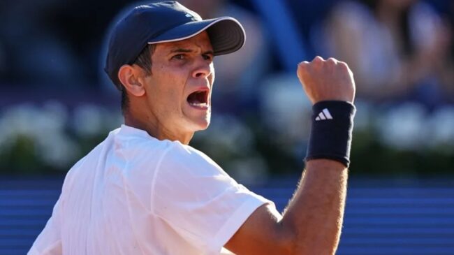 Jódar sigue soñando en París y alcanza la tercera ronda de Roland Garros