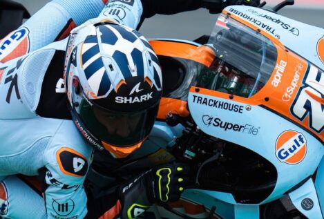 Raúl Fernández conquista su primera victoria al 'sprint' en el Gran Premio de Italia