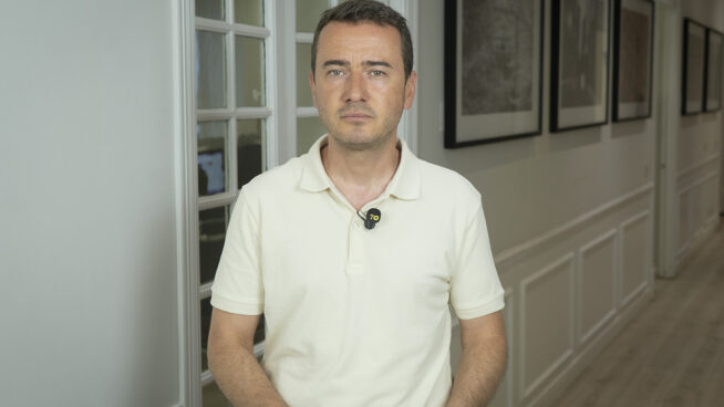 VÍDEO | Manzano, el gran inversor del canal 'TelePedro' que sabe moverse entre Milei y Sánchez