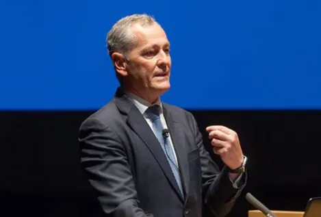 Ángel Cano pone a un exdirectivo de BBVA al frente de su sistema de pagos por WhatsApp