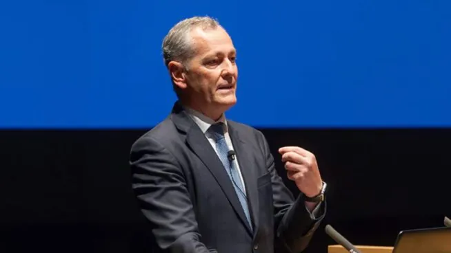 Ángel Cano pone a un exdirectivo de BBVA al frente de su sistema de pagos por WhatsApp