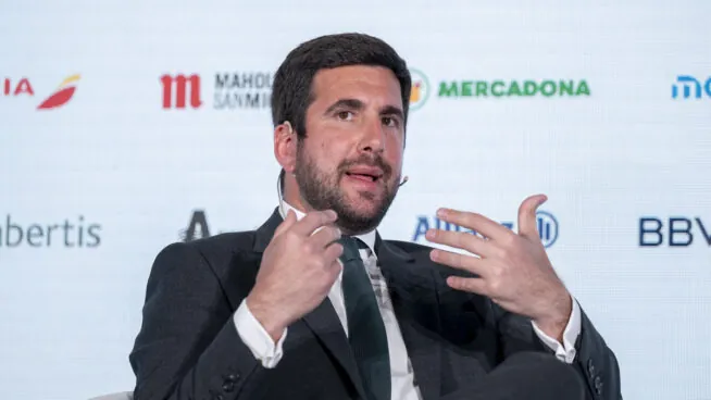 La andorrana Andbank da el aval a Riquelme para presentarse a las elecciones del Madrid