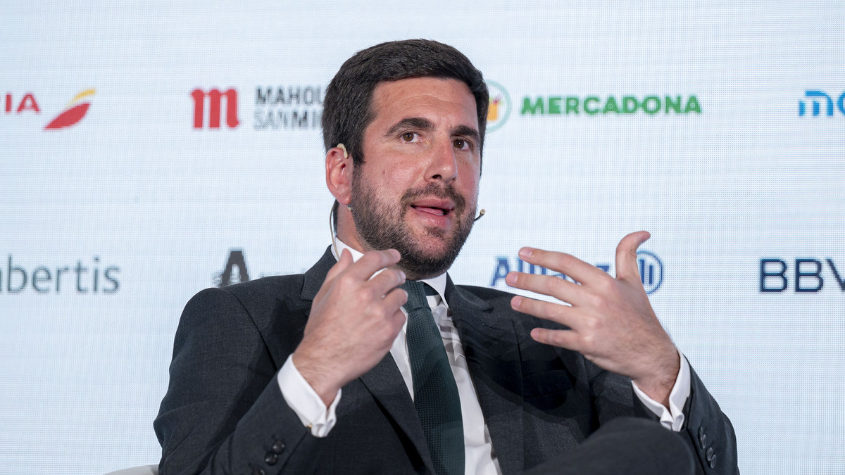 La candidatura del empresario Riquelme dice tener el aval para las elecciones del Real Madrid