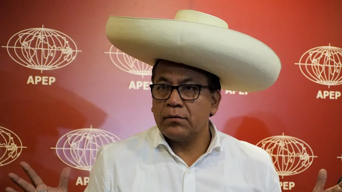 El izquierdista Roberto Sánchez disputará a Fujimori la presidencia de Perú el 7 de junio
