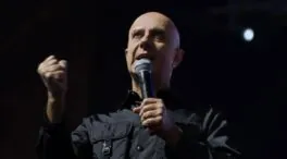 La lección de Robin Sharma (61), escritor, sobre errores cometidos: «El pasado no es una cárcel donde quedarse a vivir, sino una escuela donde aprender; la felicidad depende de ti»