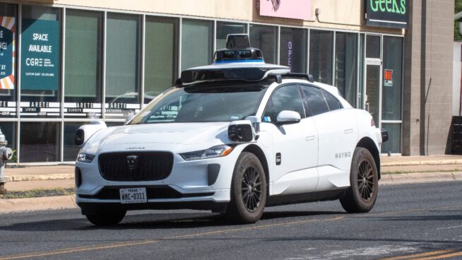 ¿Subirías a un vehículo sin conductor? Así son los robotaxis que darán servicio en Europa