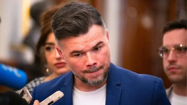 Rufián no descarta «cloacas» en el PSOE y exige explicaciones a Sánchez