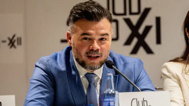 Rufián se ofrece a liderar una lista en las generales si eso ayuda a unir a la izquierda