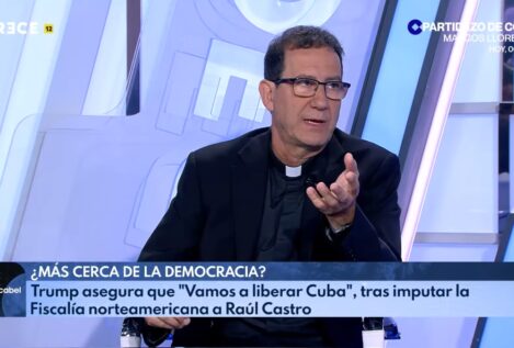 Un sacerdote cubano denuncia que la isla vive un «genocidio» y ve esperanza en Trump